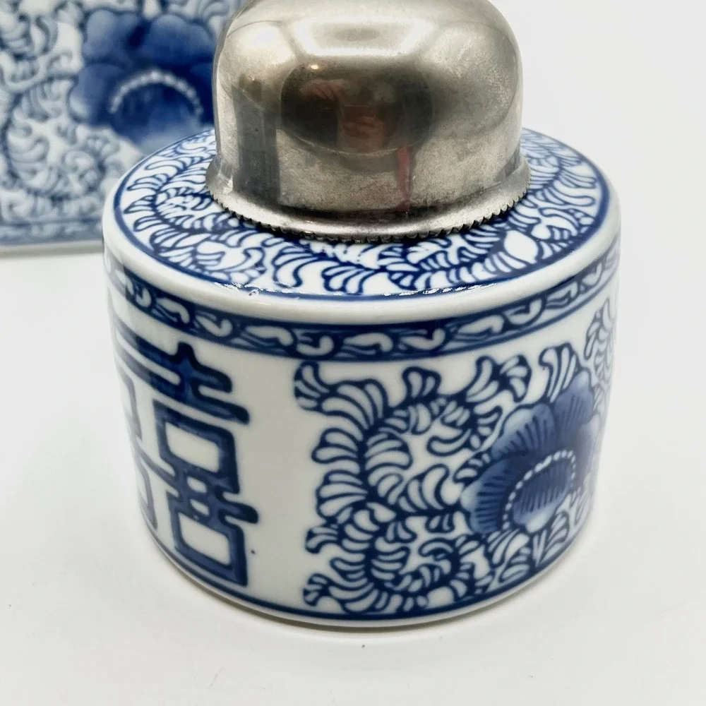 Vintage Two's Company Ceramic‎ Blue White Floral Tea Caddies Canisters Set of 3